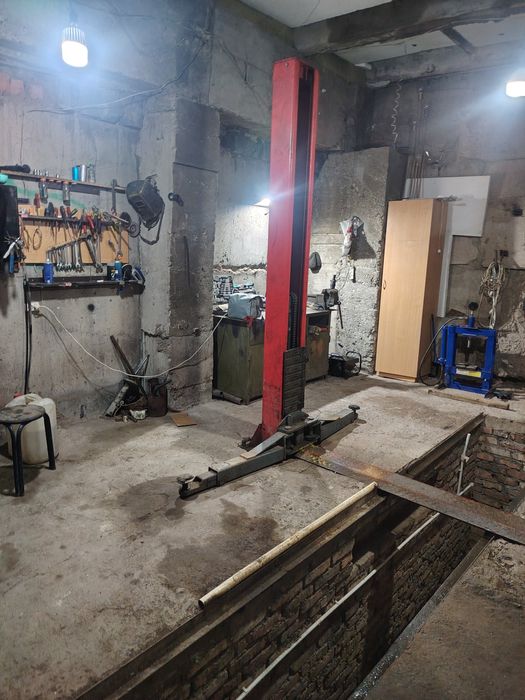 Продам гараж.Можно под СТО