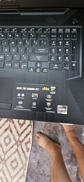 Laptop Asus tuf A17 ryzen 5 17"