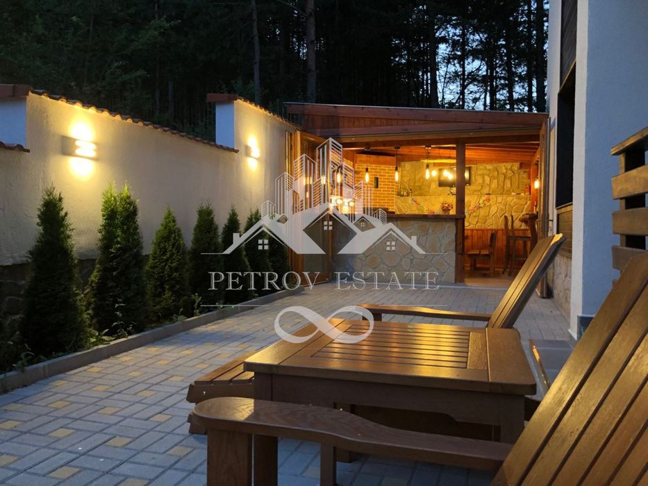 Продава се Тристаен апартамент в Велинград - 180 кв.м за 1084 €/кв.м - Снимка #9