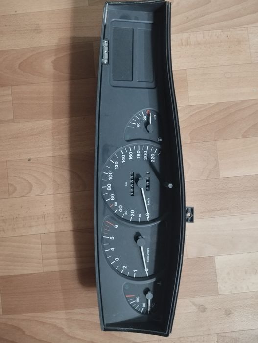 Продам спидометр opel omega