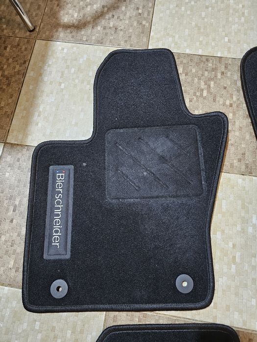 Covorase din mocheta dedicate Jeep Compass 2016-2025