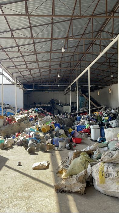 Ахангаран База 67сот Помещения Производство