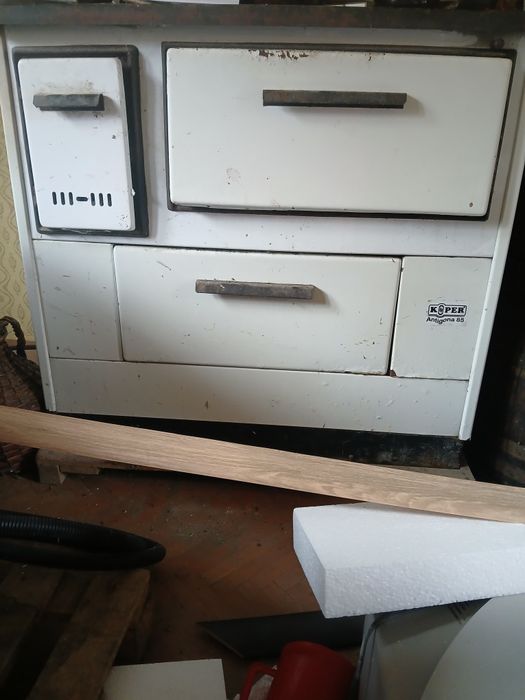 Vand soba în stare buna