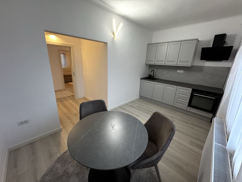 Vila deosebita mamaia ,891 m tereb 440 utili!