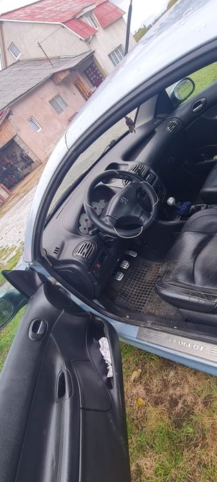 Peugeot 206 CC  2.0 cm3 ,140cp