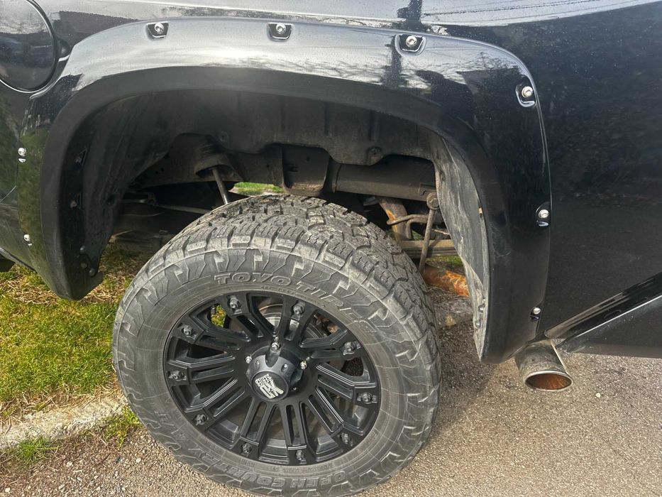 Toyota Tundra 1794 edition Platinium  29500net Autoutilitara firma ram