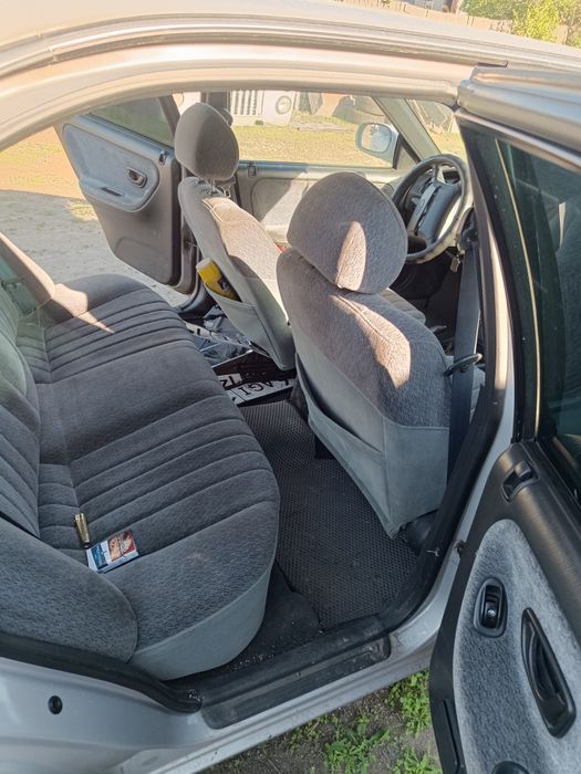 Продам Hyundai sonata 1994года