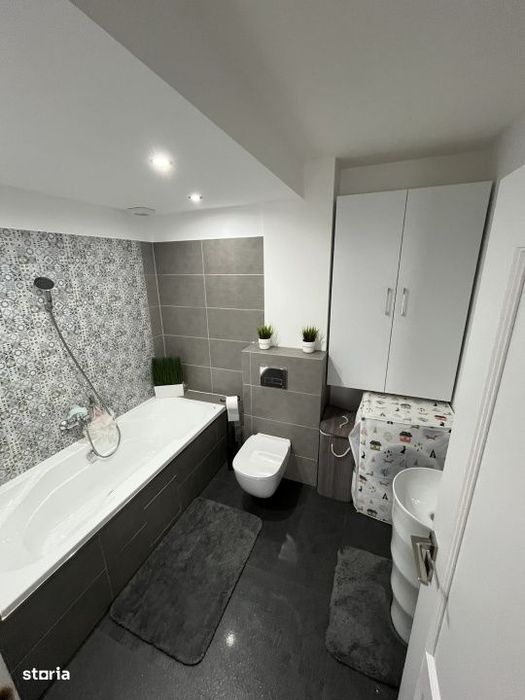 Apartament 3 camere, 82 mp utili, zona Albert-bloc 2021