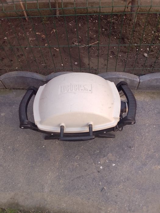 vând grătar electric weber,char broil