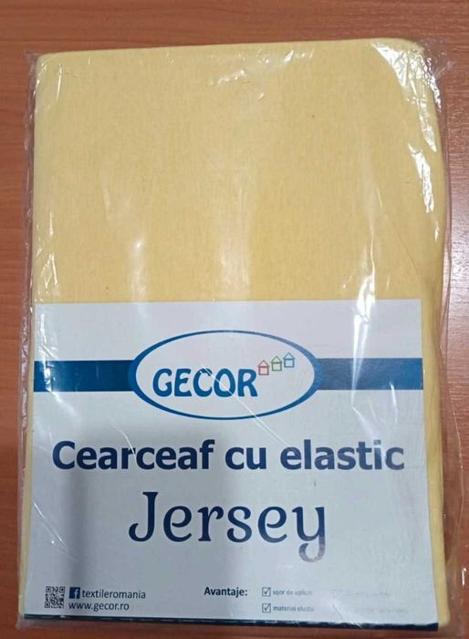 Cearceaf de pat cu elastic