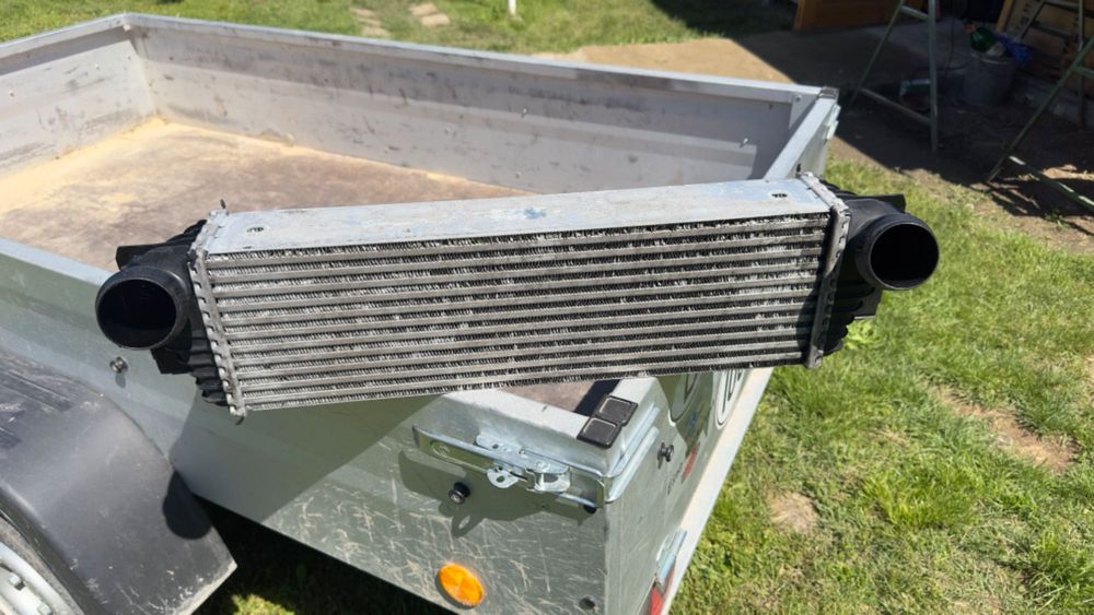 BMW 535d кулер оригинален свален