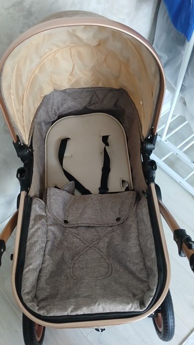 Коляска от бренда Teknum