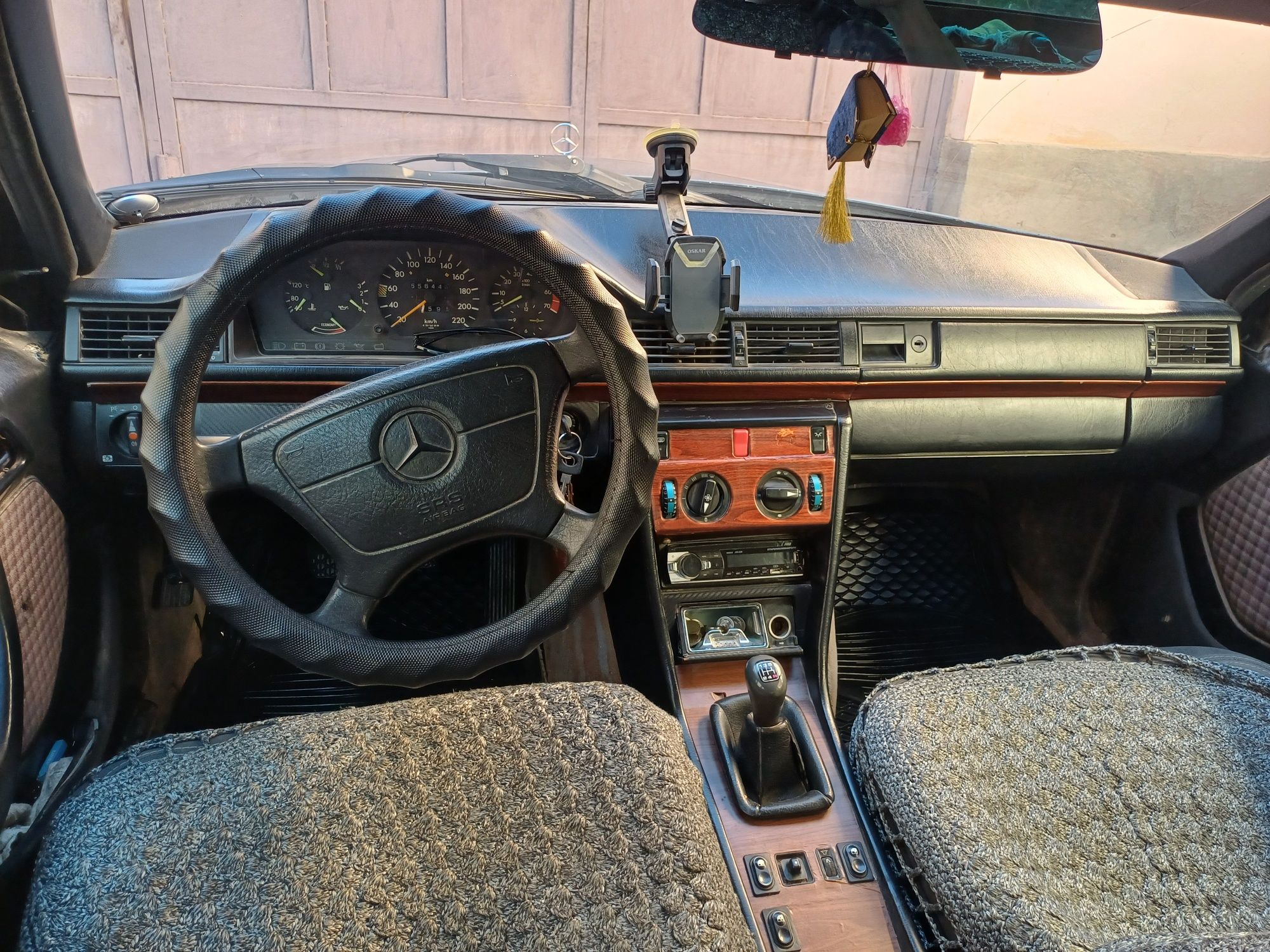 Мерседес Бенз 124: 3 200 у.е. - Mercedes Чирчик на Olx