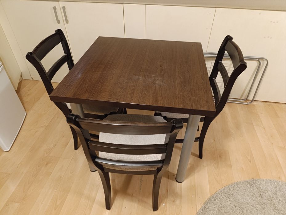 Маса 80/80 с 3 стола