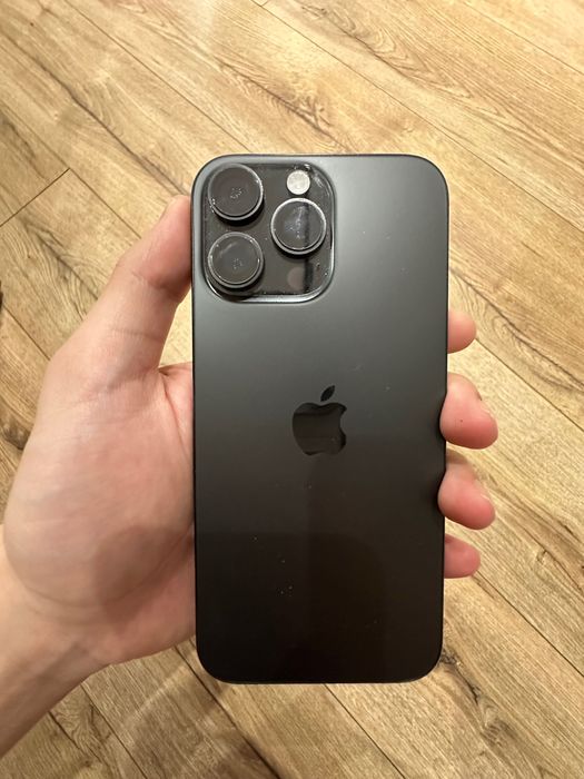 Продам IPhone 16 Pro Max 512 GB