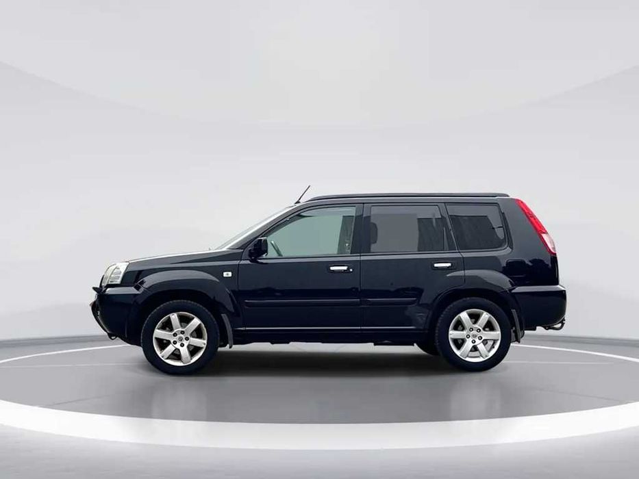 Nissan X-Trail 2.5 Elegance – автомат, 4x4 LPG