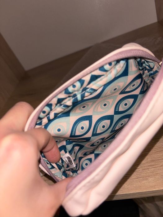 Gentuța kenzo light pink ,interior mozaic