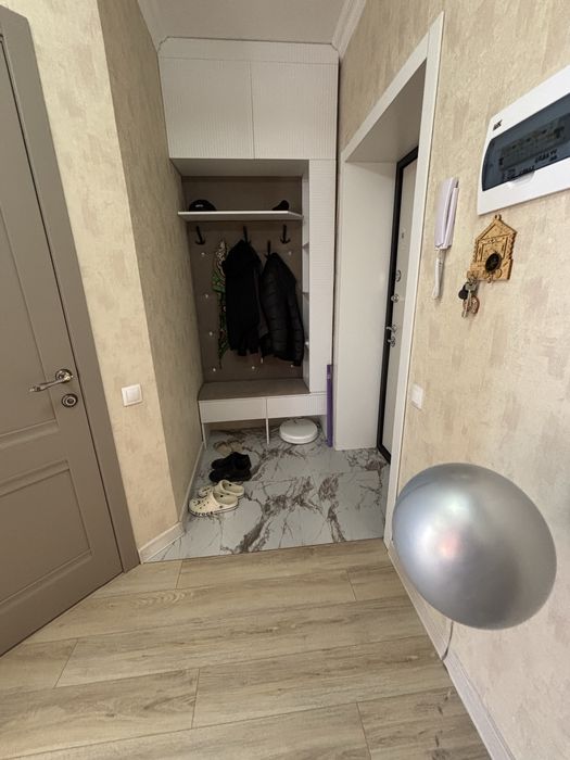 Продается евротрешка в хорошем районе