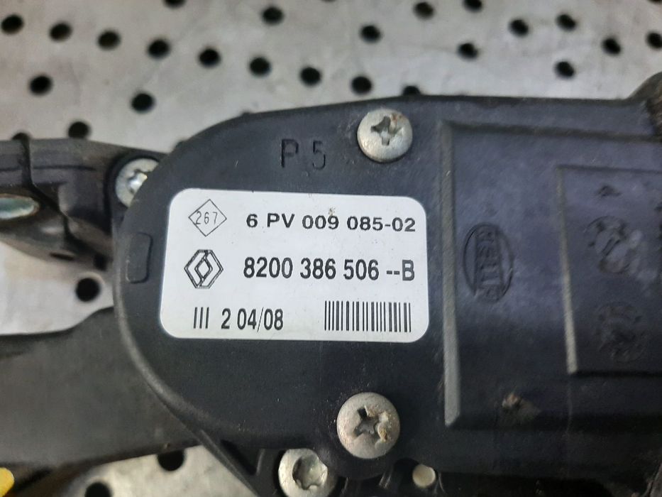 pedala acceleratie 1.5 dci dacia logan 1 ls 8200386506-b