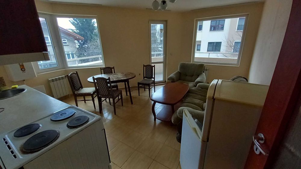 Дава се под наем Тристаен апартамент в София, Редута - 95 кв.м за 478.38 € - Снимка #1