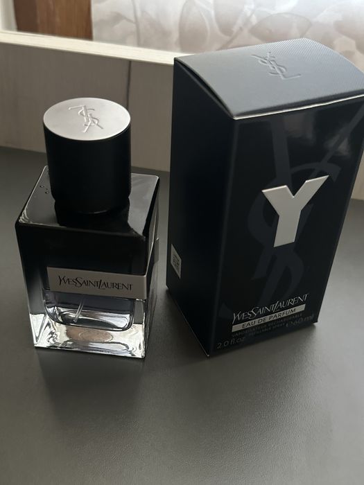 Продавам парфюм ysl 50ml от опаковка 60ml