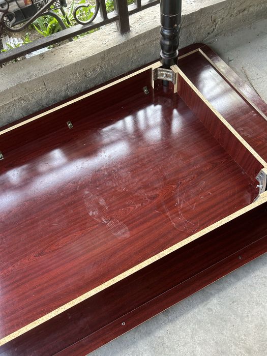 Стол бу в хорошем состояний