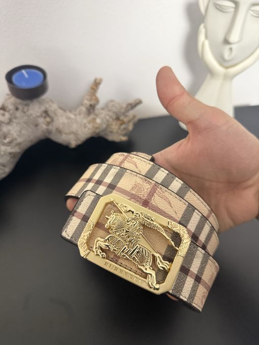 Curea Burberry Top Quality