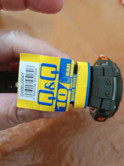 Ceas Q &Q Wather resistent