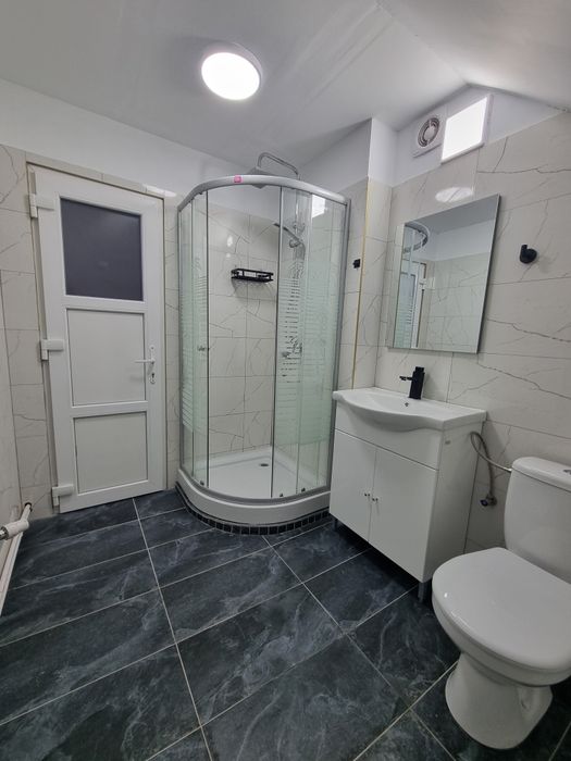 Garsonieră de închiriat