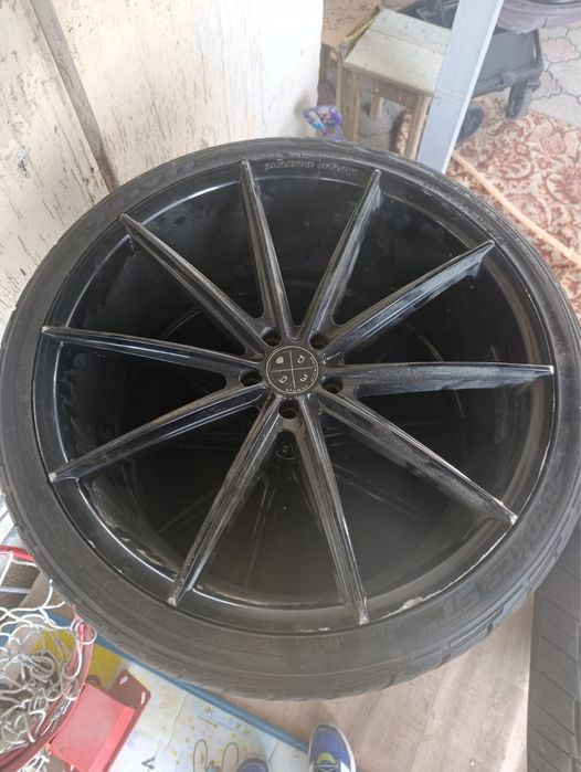 Колесо 295/30 R24