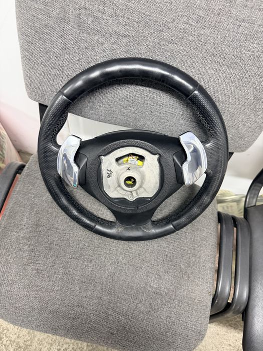 Volan m pachet cu padele bmw e90 e91 e92 e93 e87 e81 e82 e88 e84