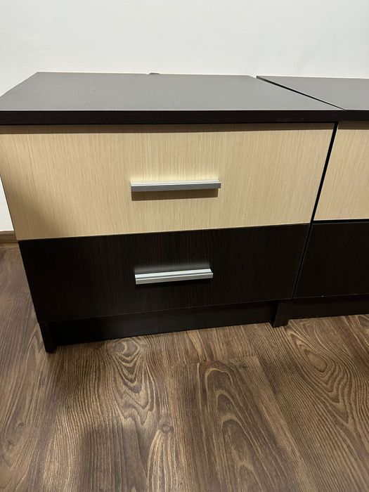 Vând comodă tv+2 noptiere