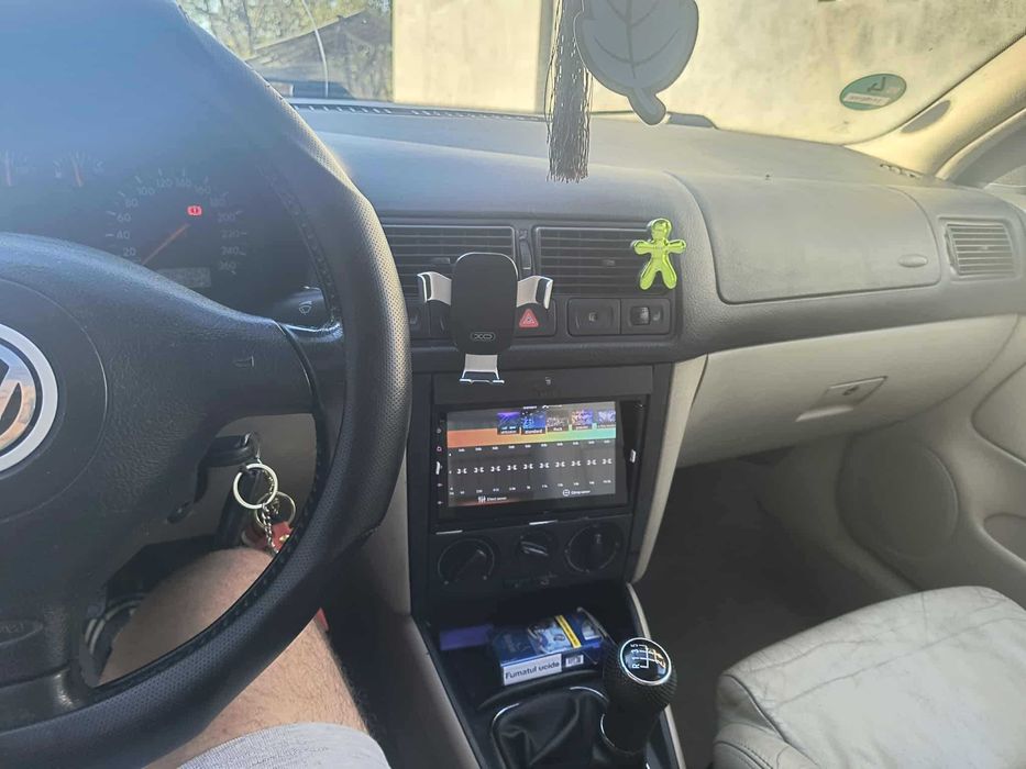 Vând golf 4 preț 1200euro negociabil