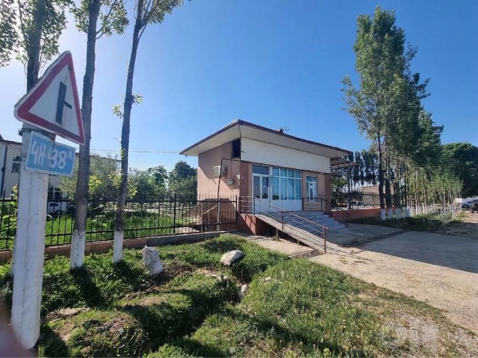 Продам здание 40 м2 бывшая аптека в Касансае Наманганская область!