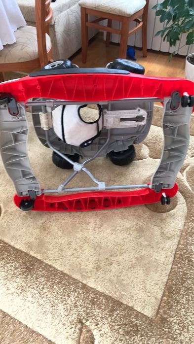 Детска проходилка кола