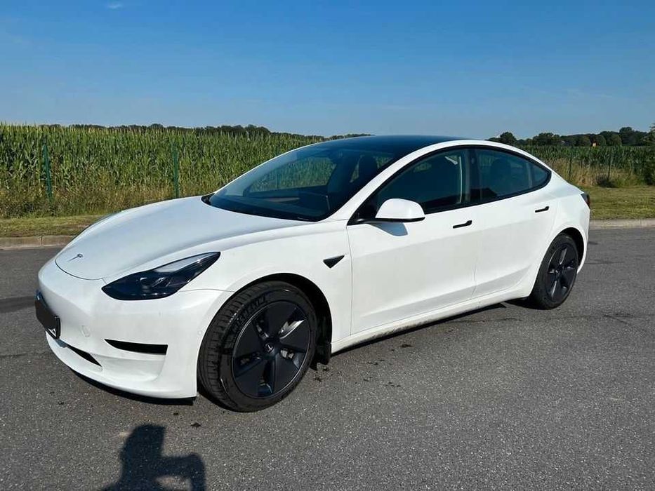 На части 2021 TESLA MODEL 3 реални 44 000, почти всичко налично