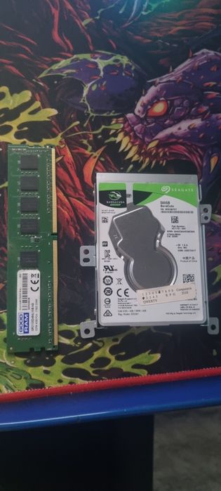 Vand HDD Seagate 500gb si 4GB RAM DDR4