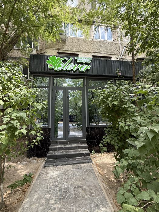 Место мастер маникюра