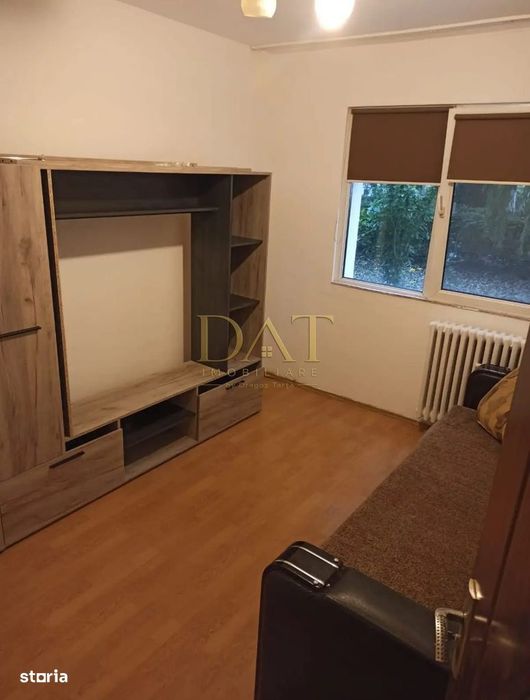 Apartament 3 camere, zona Mc Donald's