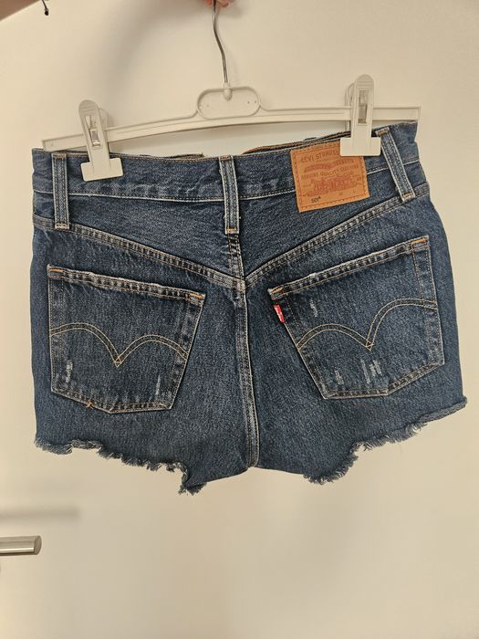 Blugi scurti Levi's