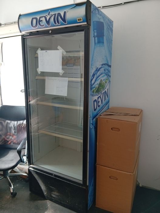 Хладилна Витрина  Klmasan