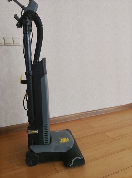 Профессиональный пылесос Karcher CV 38/2 Adv (2024 г.в.)