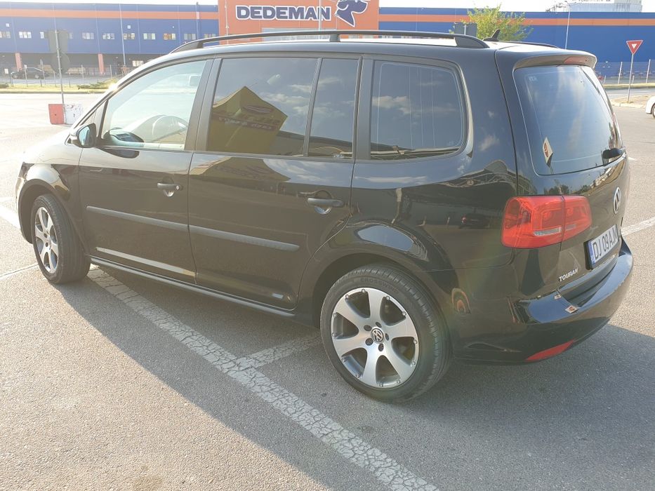 VOLKSWAGEN Touran 2011 — imagine 2