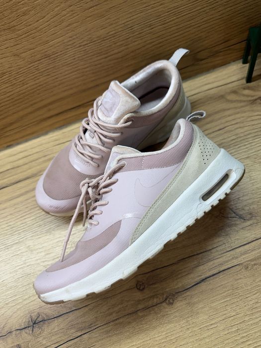 оригинални маратонки Nike air max thea