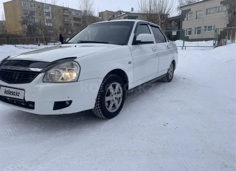 Продам Приору -2
