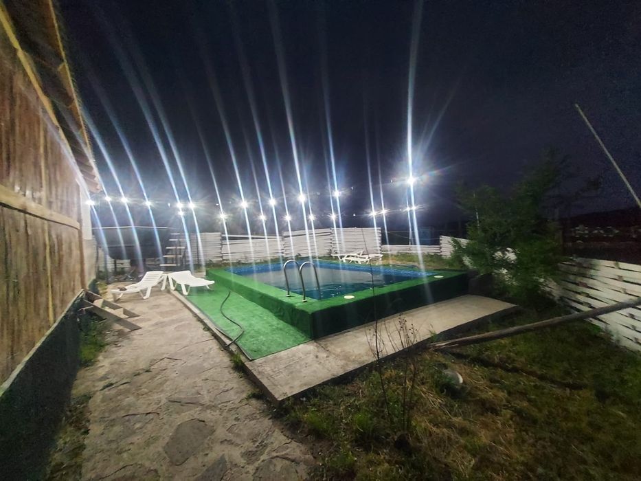 Сдается коттедж с бассейном