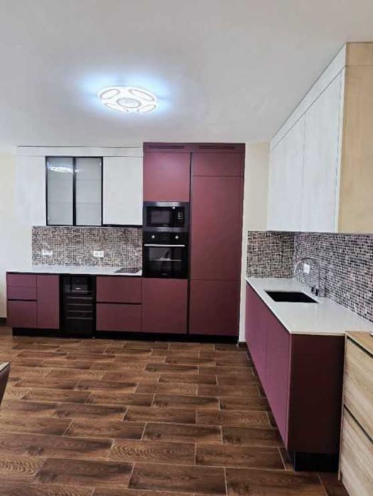 Дава се под наем Двустаен апартамент в София, Център - 70 кв.м за 946.56 € - Снимка #3