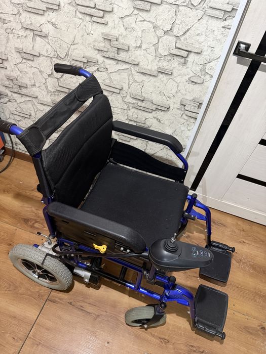 Инвалидная коляска электрическая