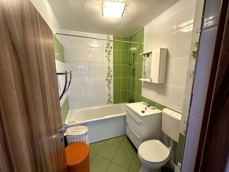 Închiriez apartament cu 2 camere Florești