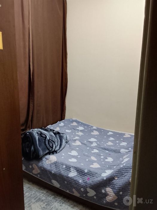 Chilonzor metro 1 xonali uy sotiladi srocna
